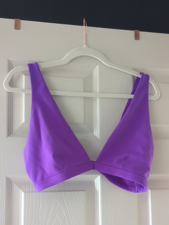 Muscle Nation Other - Muscle Nation Purple V-Neck Bralette